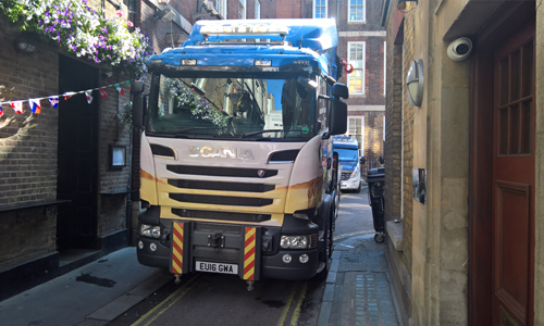 Navigating the narrow streets of London